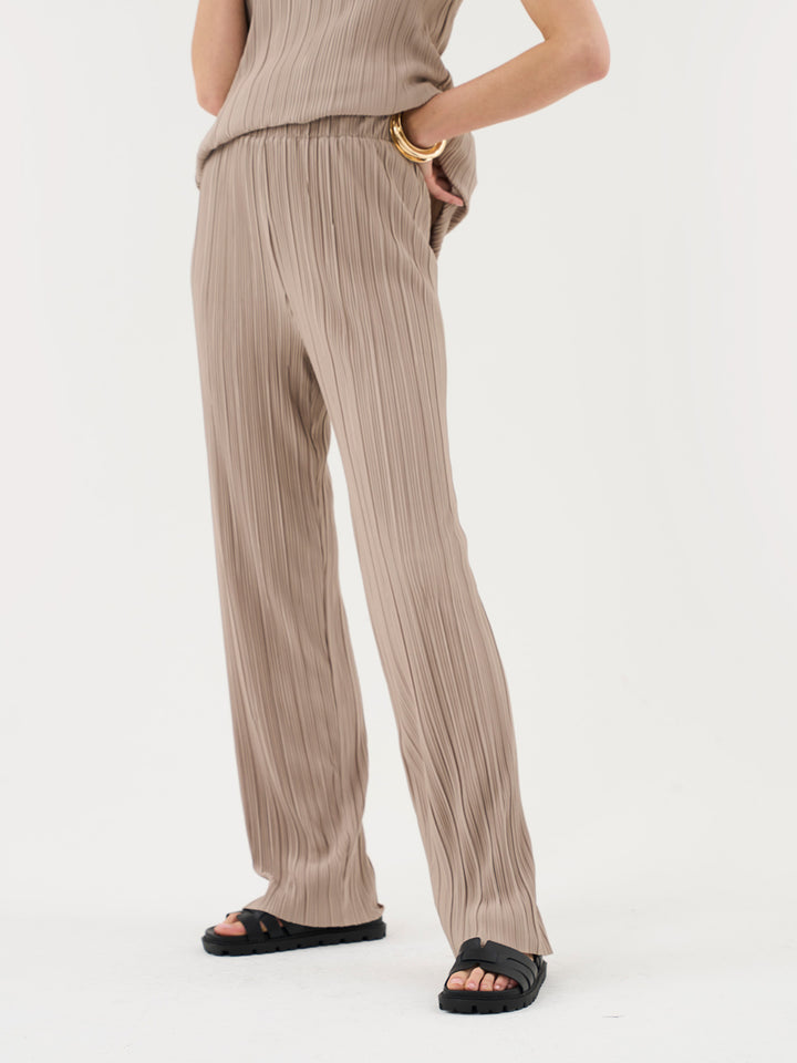 Premium Soft Touch Plisse Pants In Metallic Latte